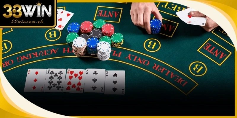 Giao diện cổng game thiết kế tối giản hỗ trợ người dùng mới dễ làm quen